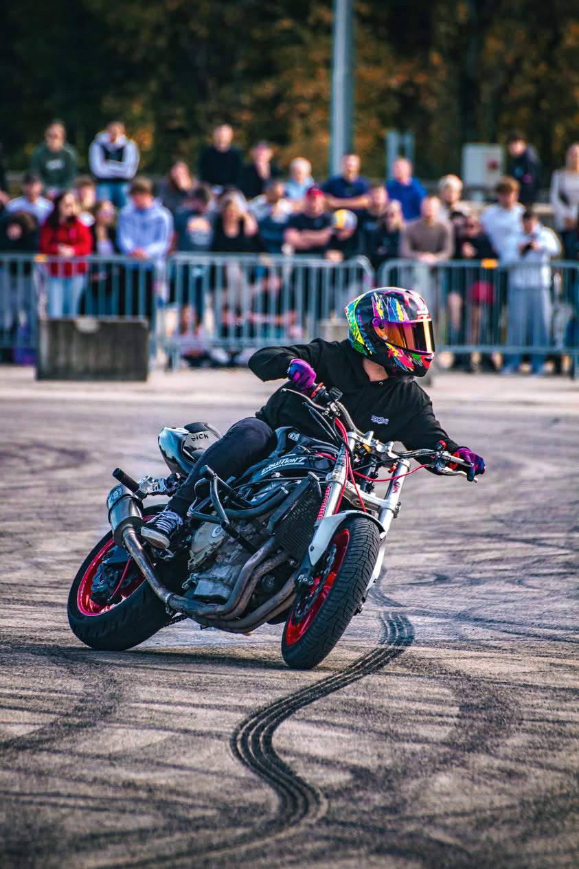 ✨Pré-commande✨ Sweat à capuche - We Are Car Guys